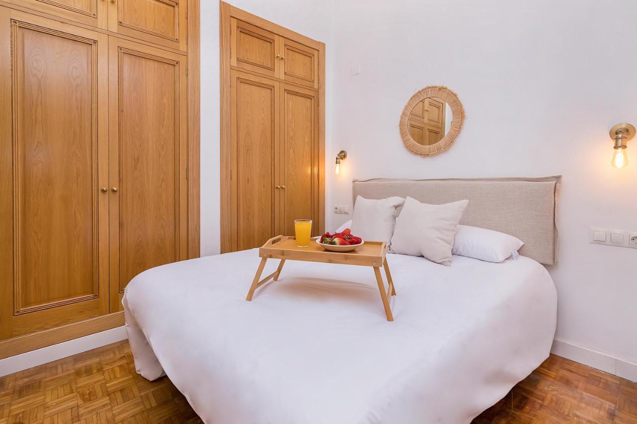 Bhost- Especeria Historic Center Apartment Malaga Bagian luar foto