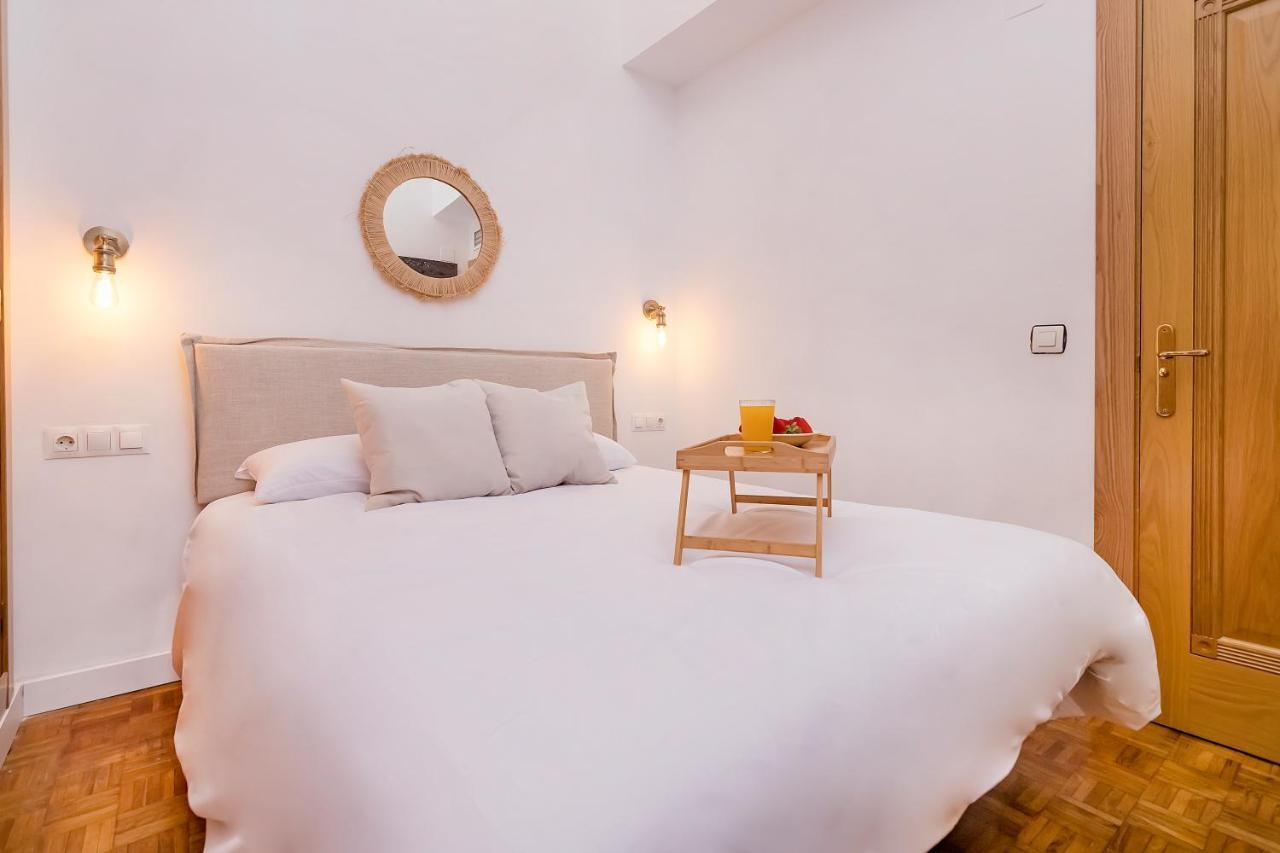Bhost- Especeria Historic Center Apartment Malaga Bagian luar foto