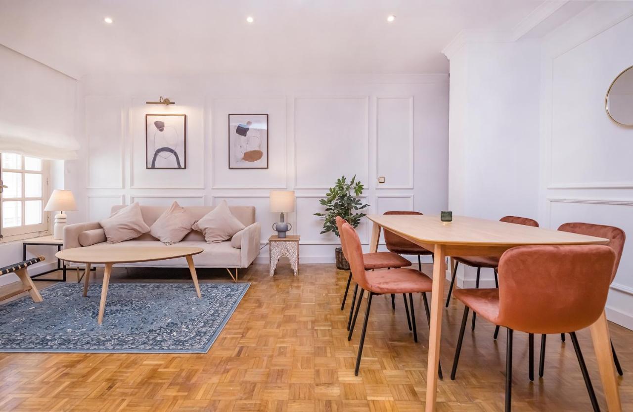 Bhost- Especeria Historic Center Apartment Malaga Bagian luar foto