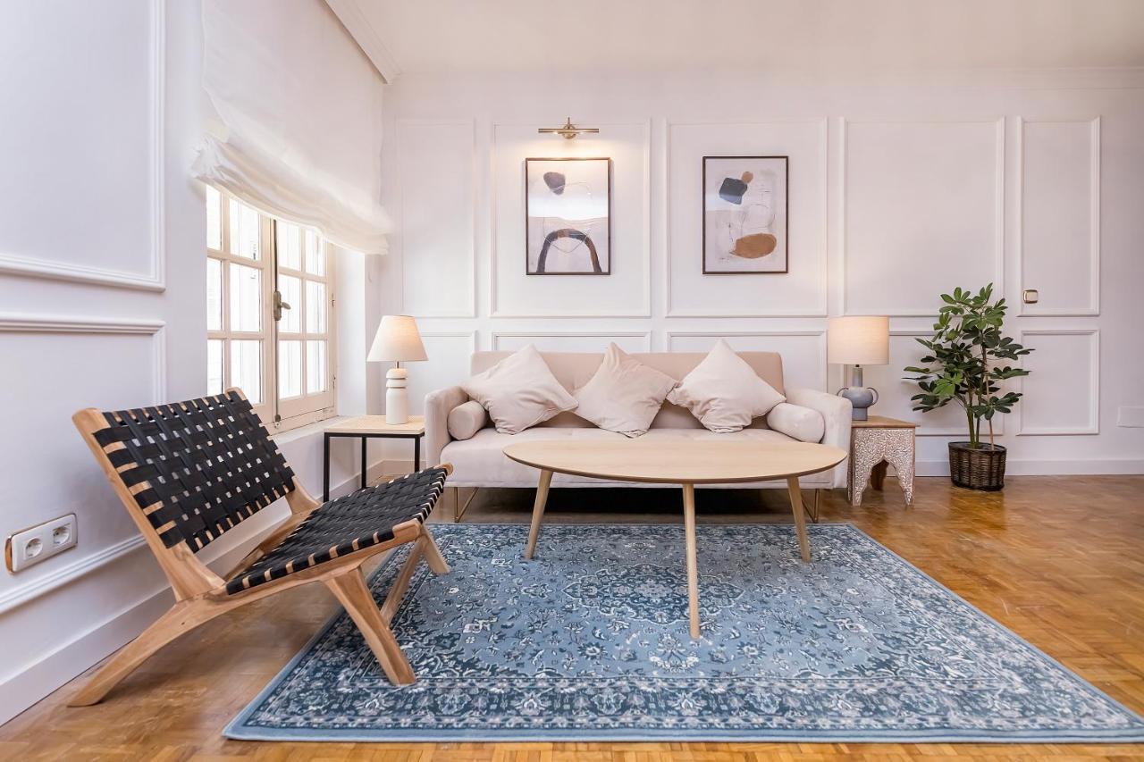 Bhost- Especeria Historic Center Apartment Malaga Bagian luar foto